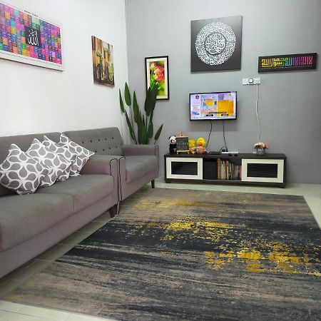 D'Port Dicksonmuslimonly Homestay Εξωτερικό φωτογραφία