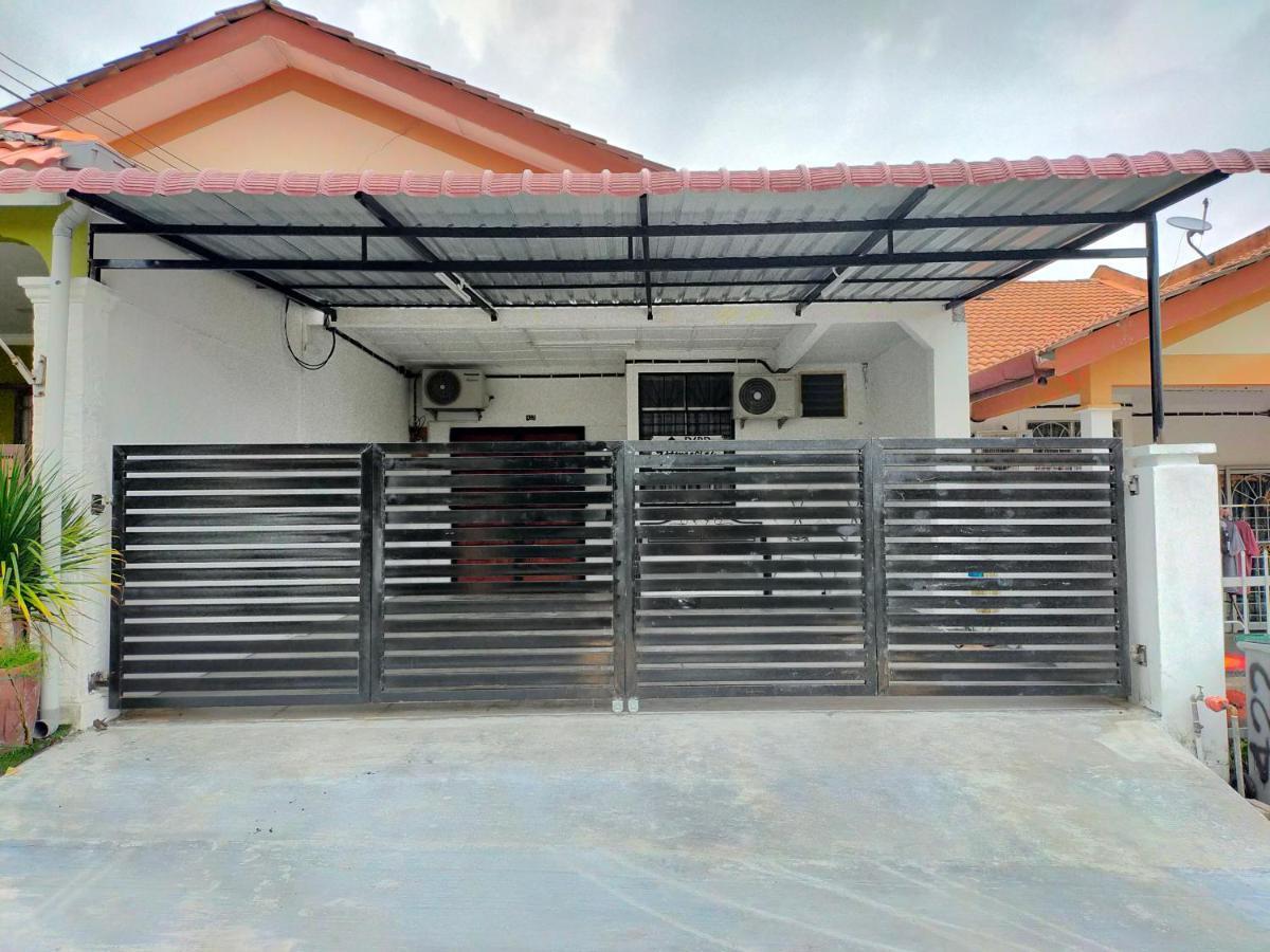 D'Port Dicksonmuslimonly Homestay Εξωτερικό φωτογραφία